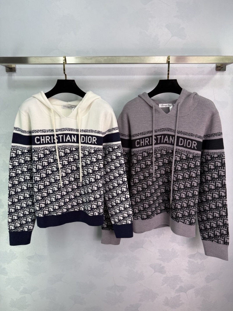 chr1st1an D10r sweaters